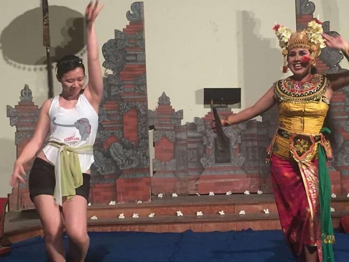Bali dance