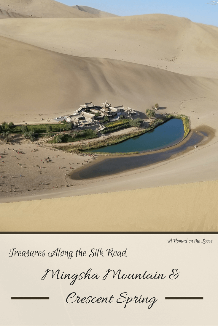 Mingsha Mountain Crescent Oasis 