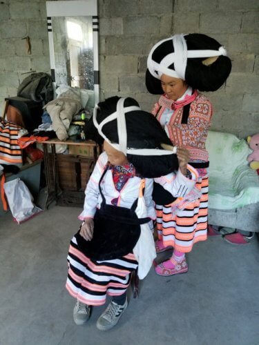 Longhorn Miao traditional clothing
