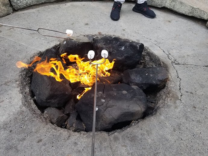 s'mores apres-ski